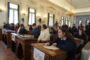 Alumnos visitaron la Municipalidad y asistieron a la sesión del Concejo Deliberante